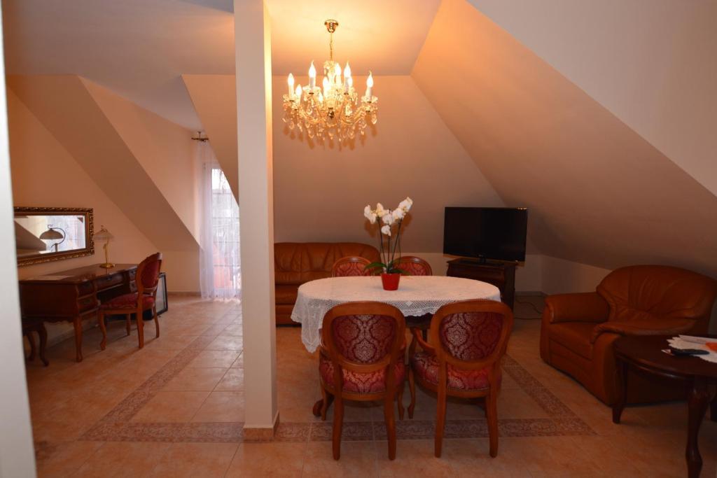 Hotel Gracja Gorzow Wielkopolski Bagian luar foto