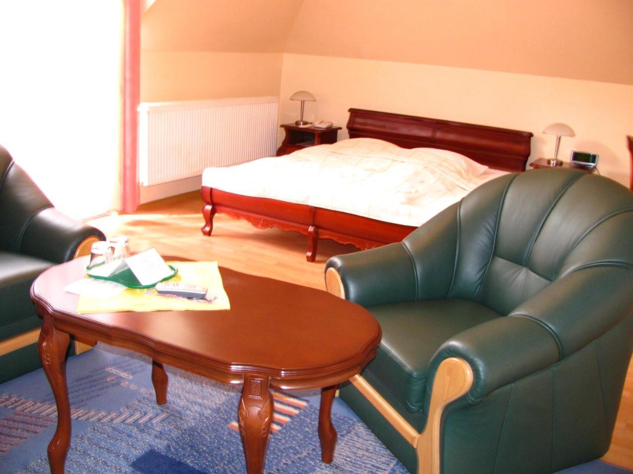 Hotel Gracja Gorzow Wielkopolski Bagian luar foto