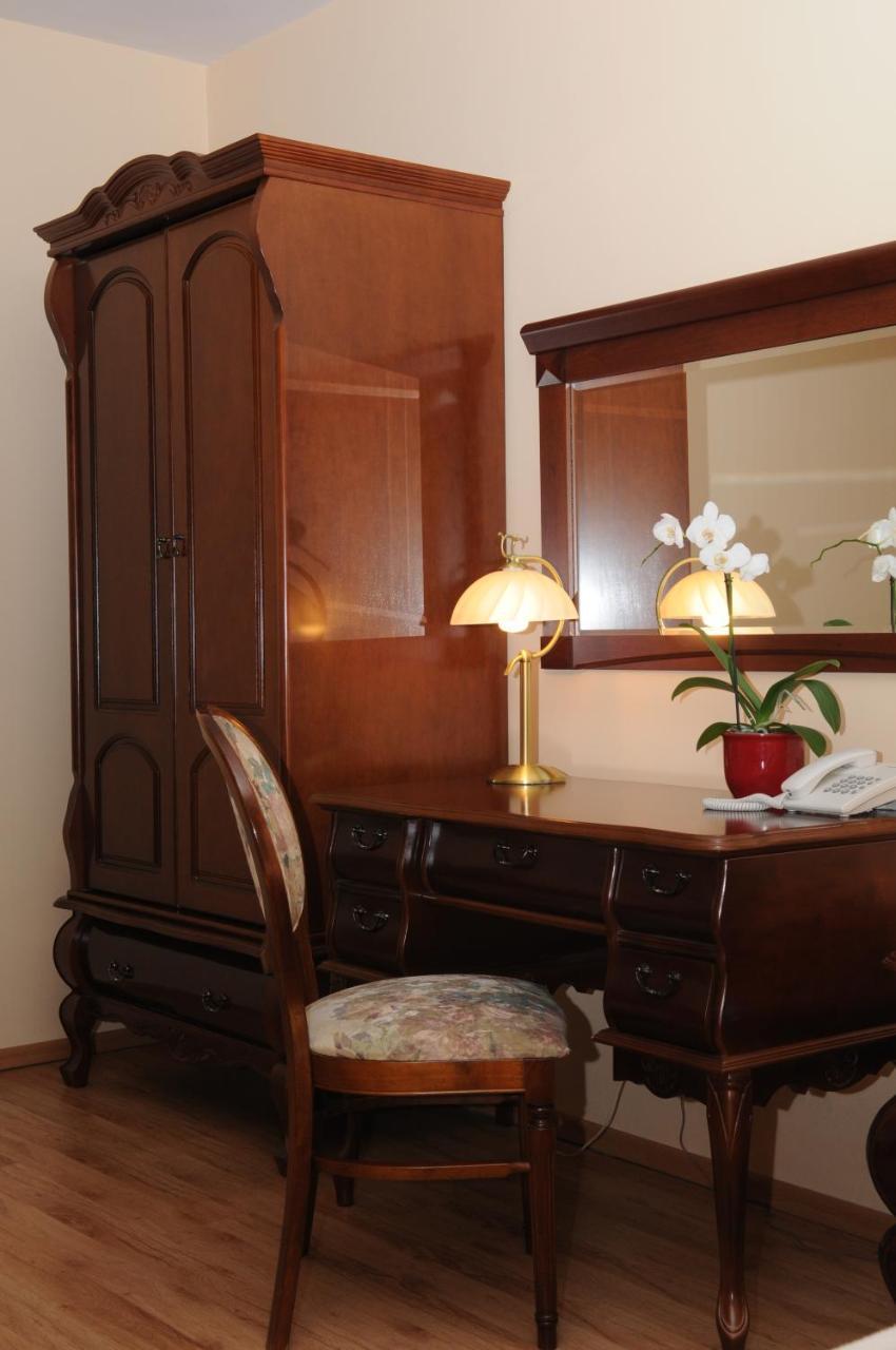 Hotel Gracja Gorzow Wielkopolski Bagian luar foto