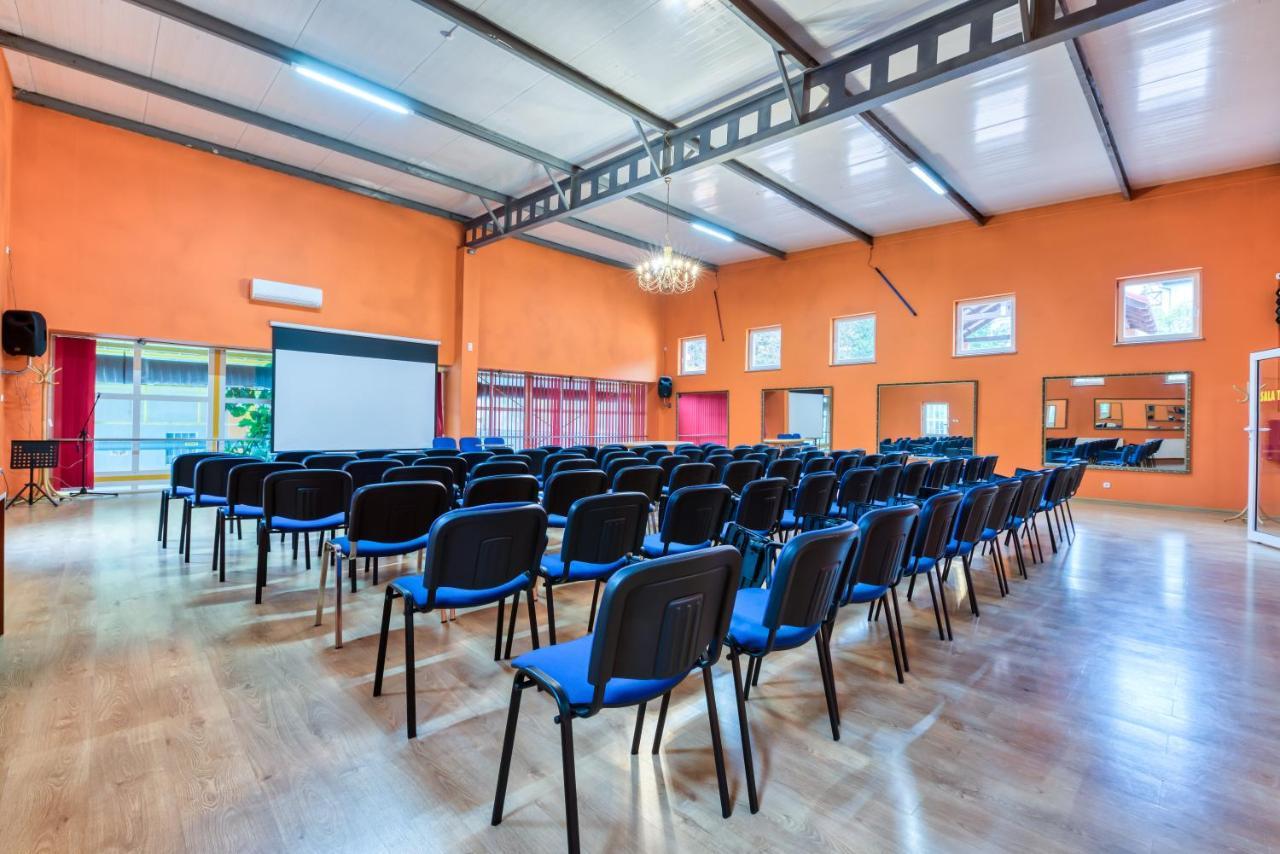 Hotel Gracja Gorzow Wielkopolski Bagian luar foto