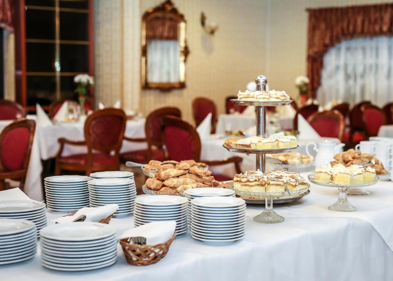 Hotel Gracja Gorzow Wielkopolski Bagian luar foto